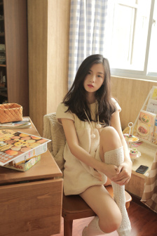 女生开洞内裤按摩
